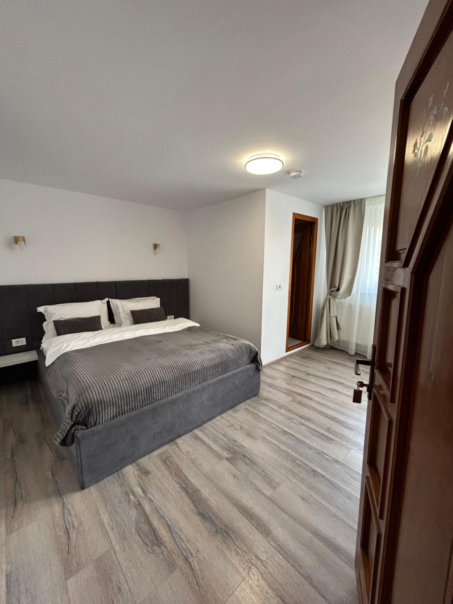 Casa Mia Hotel Moeciu De Sus Luaran gambar