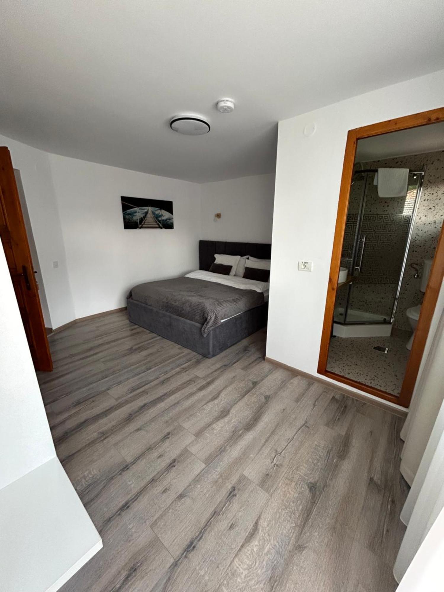 Casa Mia Hotel Moeciu De Sus Luaran gambar